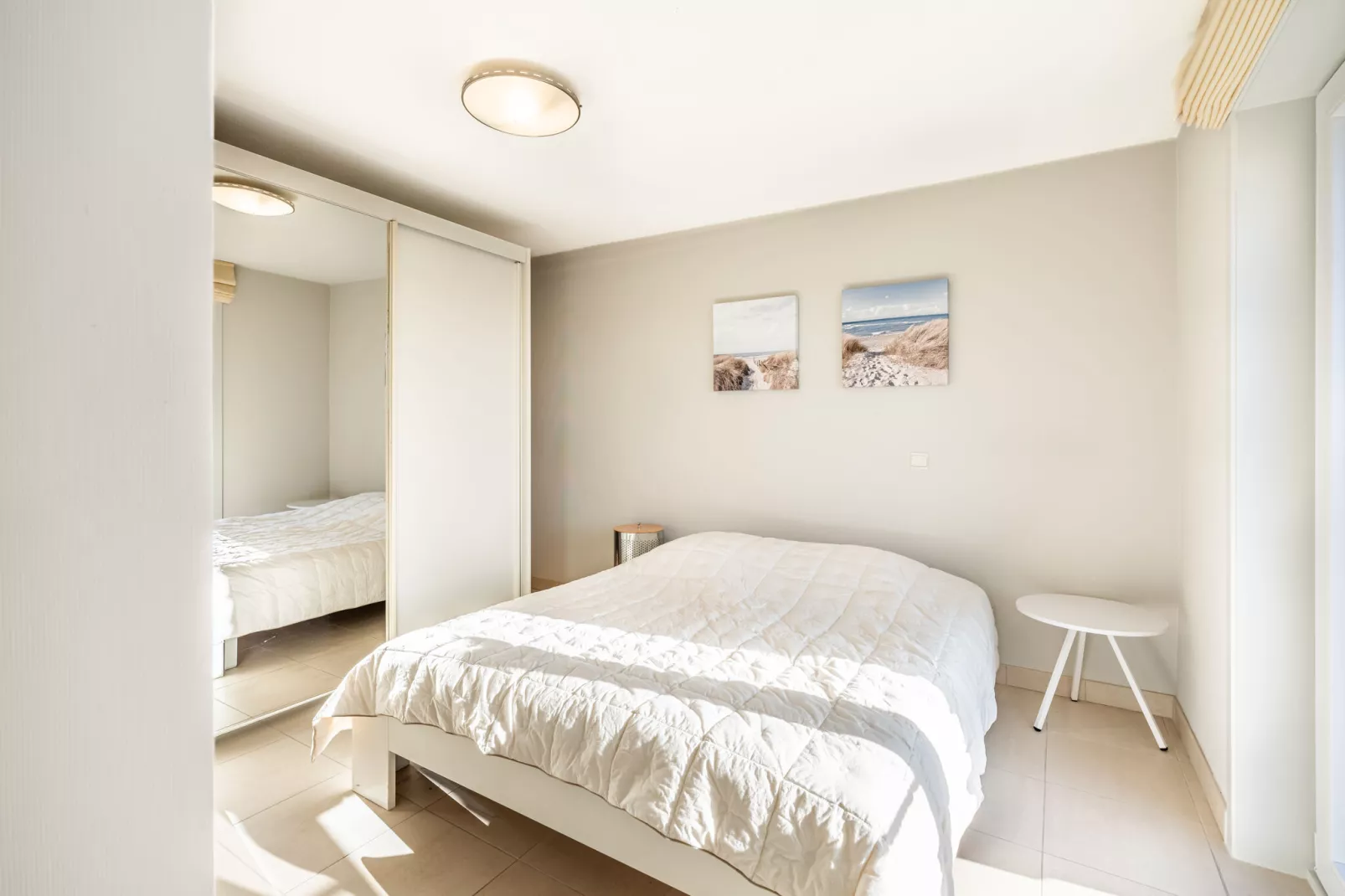 PLAZA J/2941-Bedroom