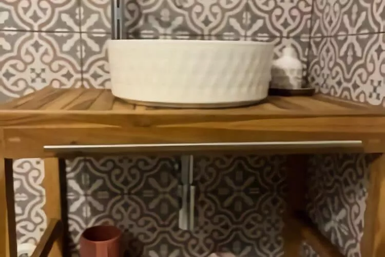 Jablon-Bathroom