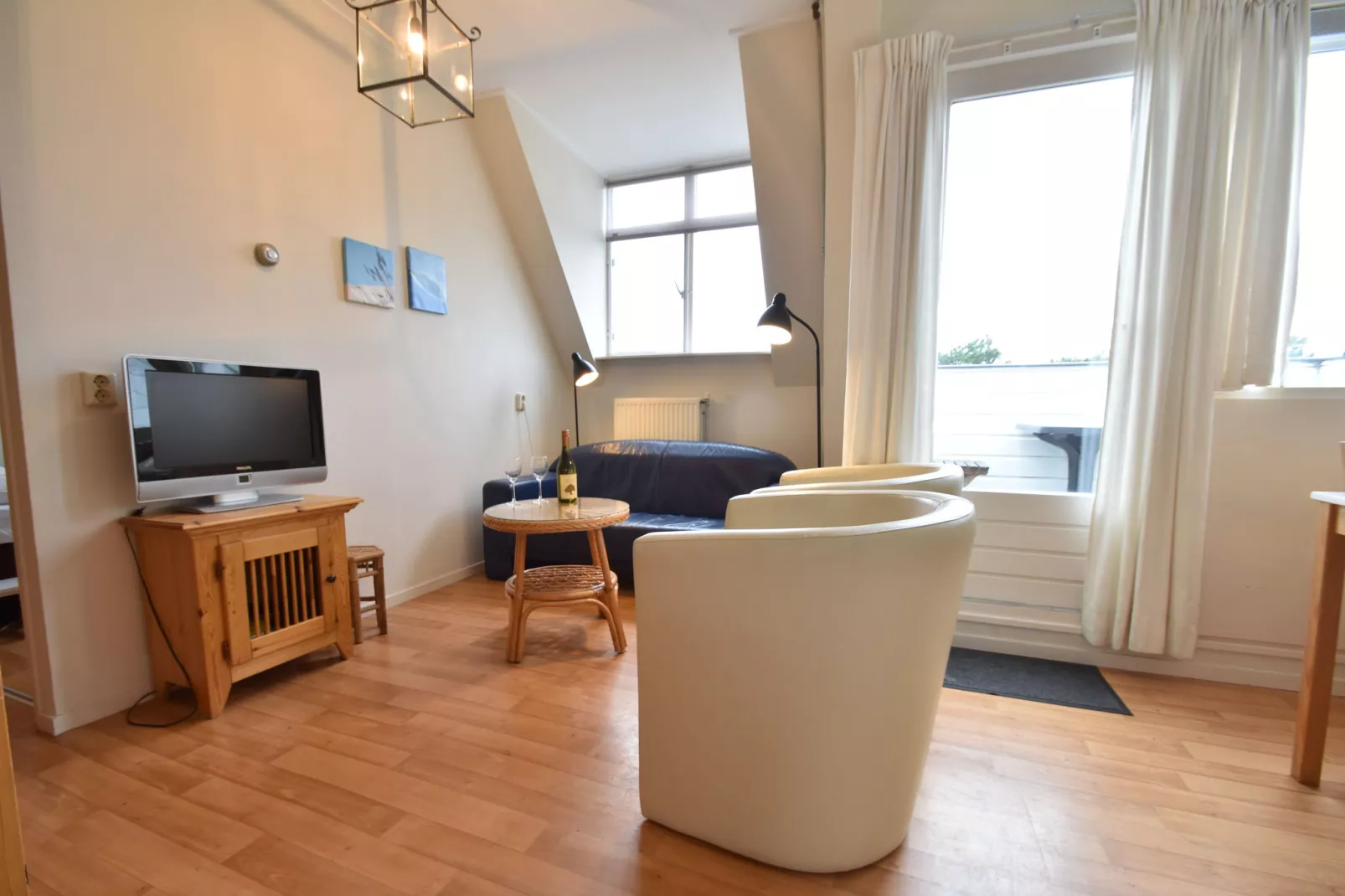 Huize Glory Tijgeroog-Living room