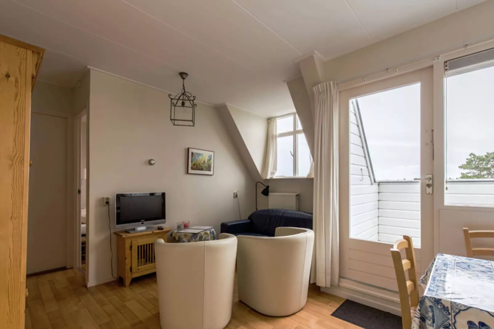 Huize Glory Tijgeroog-Living room