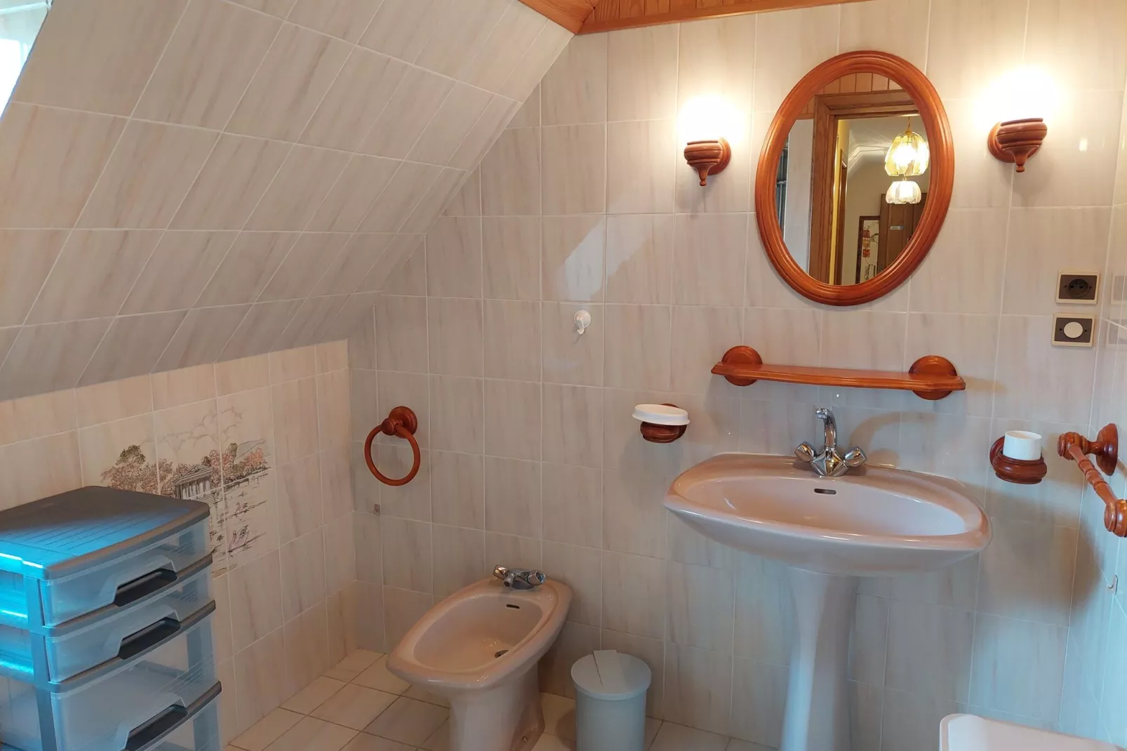 Bretonisches Ferienhaus in Strandnähe Plouescat-Badezimmer