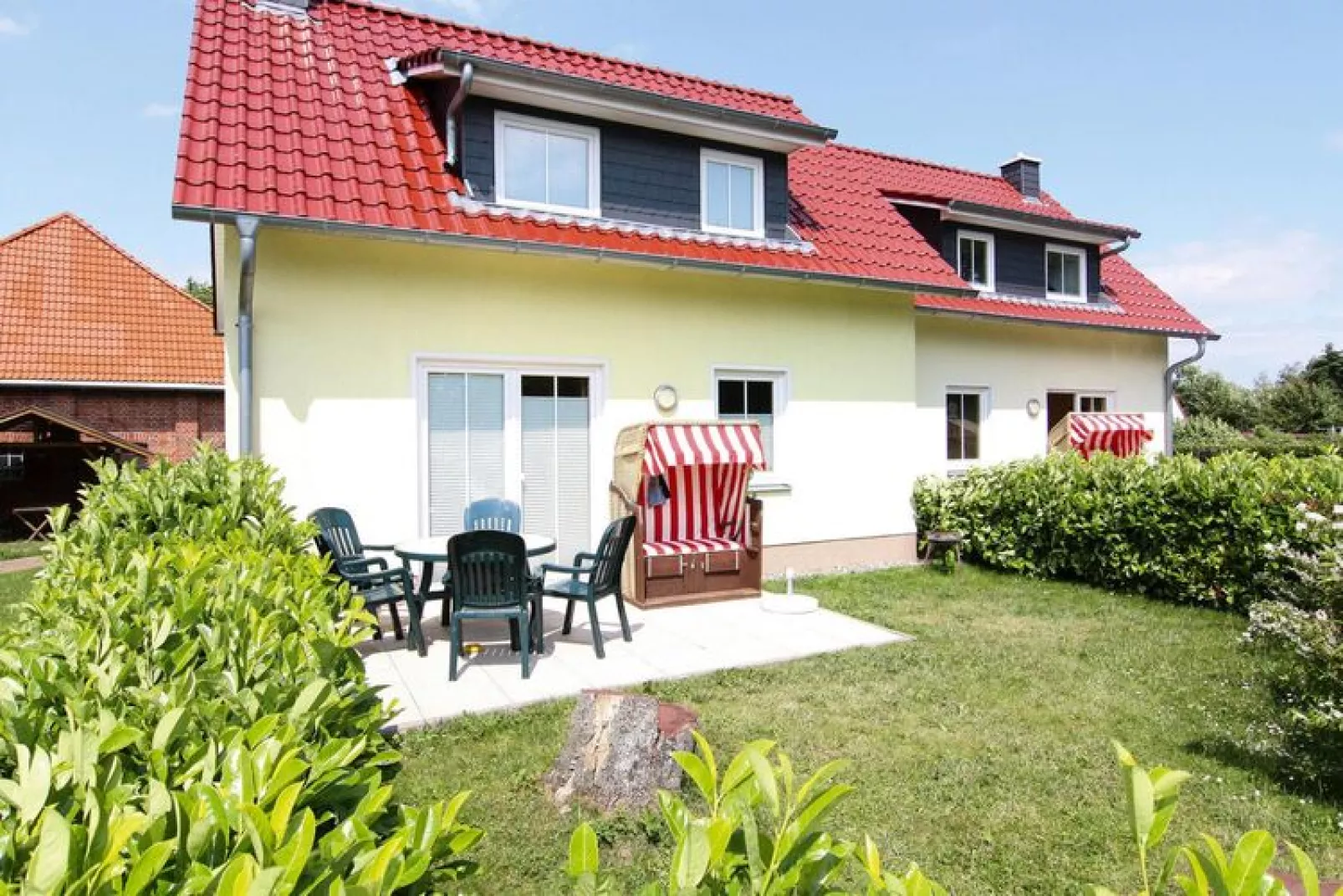 Doppelhaushälfte Kühlungsborn-DHH 4 Feld-Exterior summer