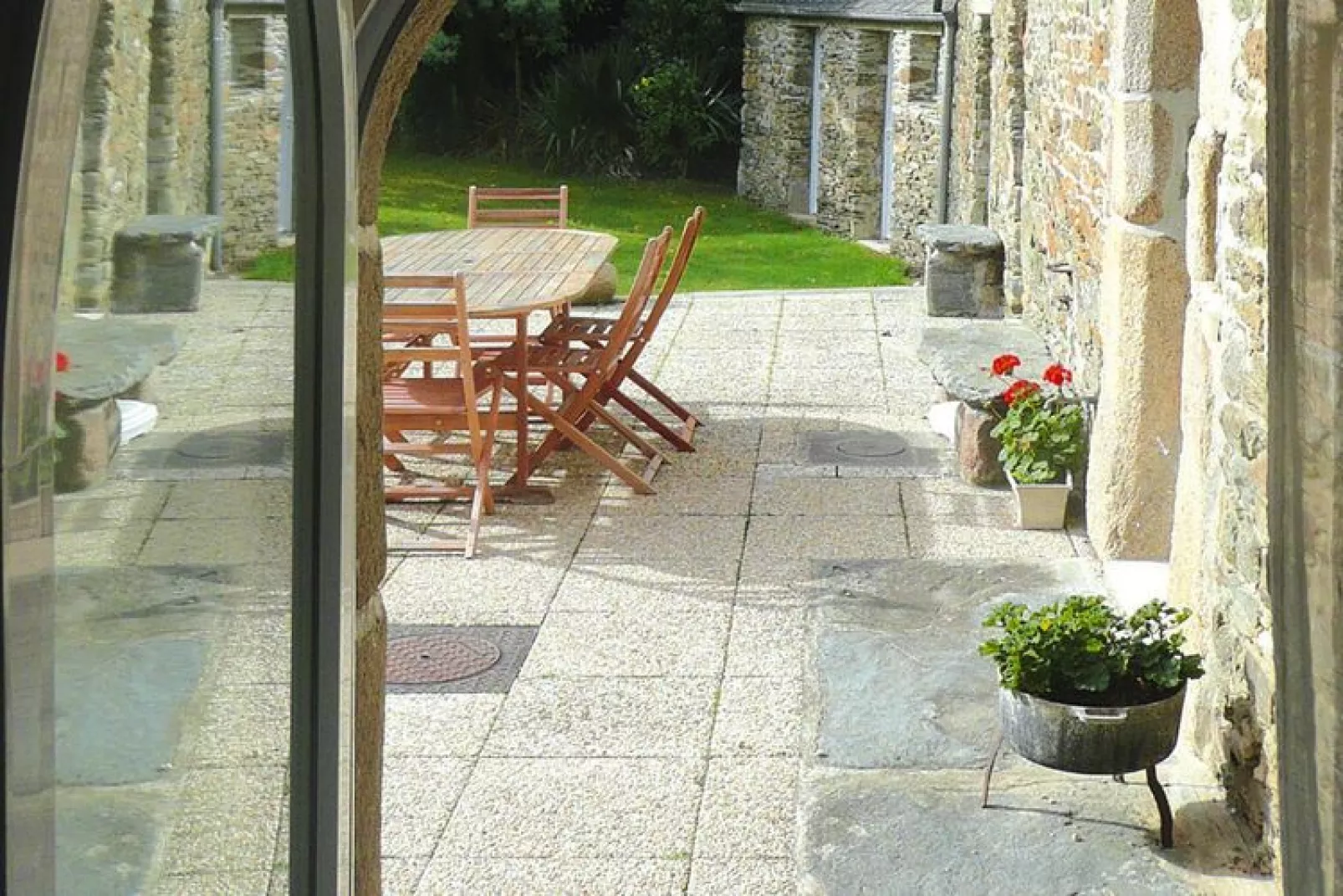 Holiday home Plouégat-Guérand-Gardens summer