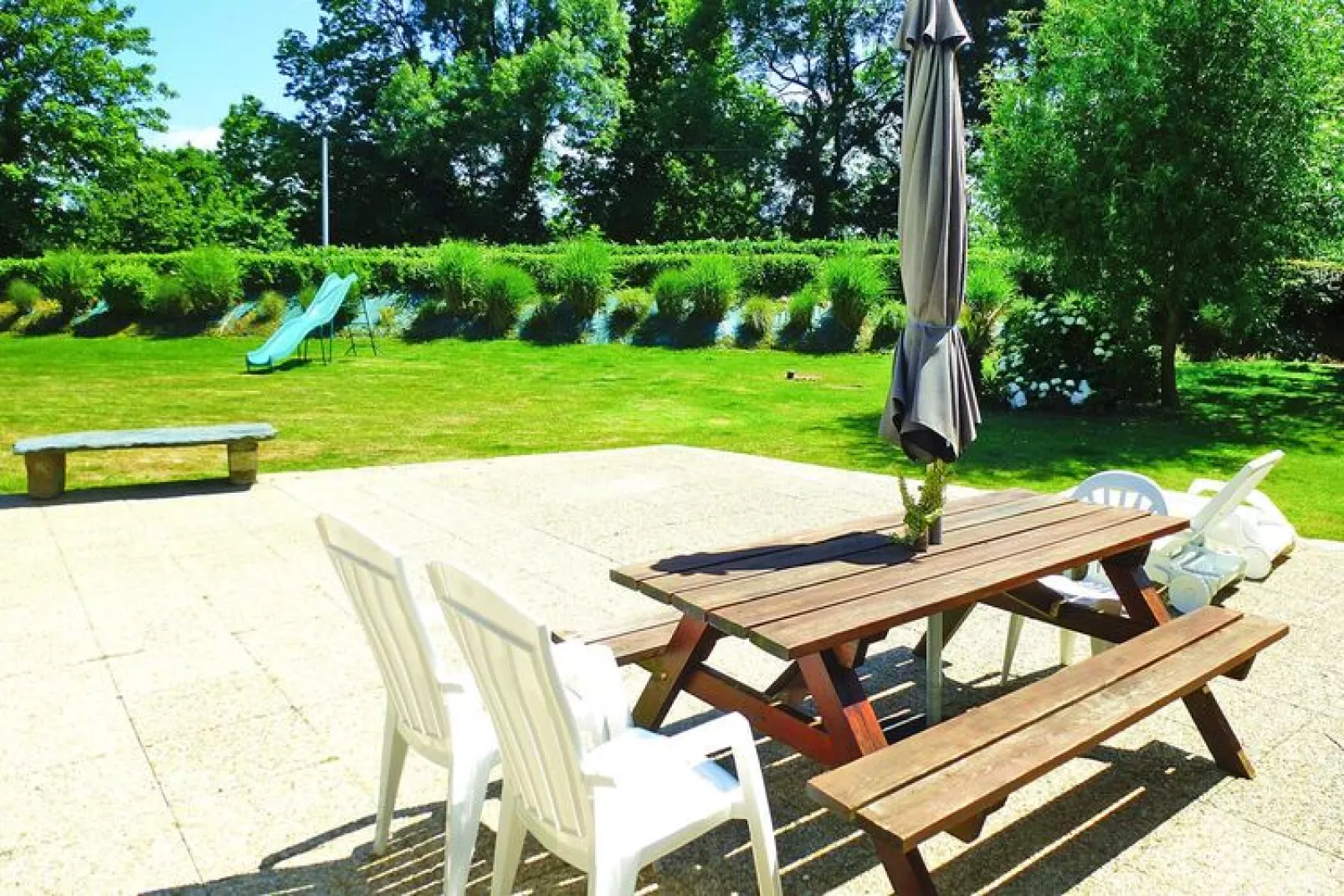 Holiday home Plouégat-Guérand-Gardens summer