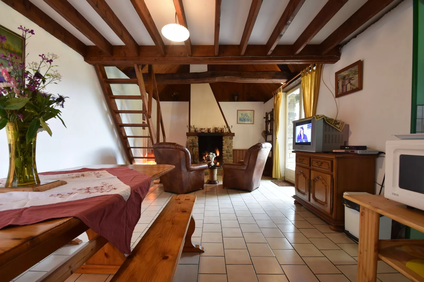 Maison de vacances Guilberville-Wohnzimmer