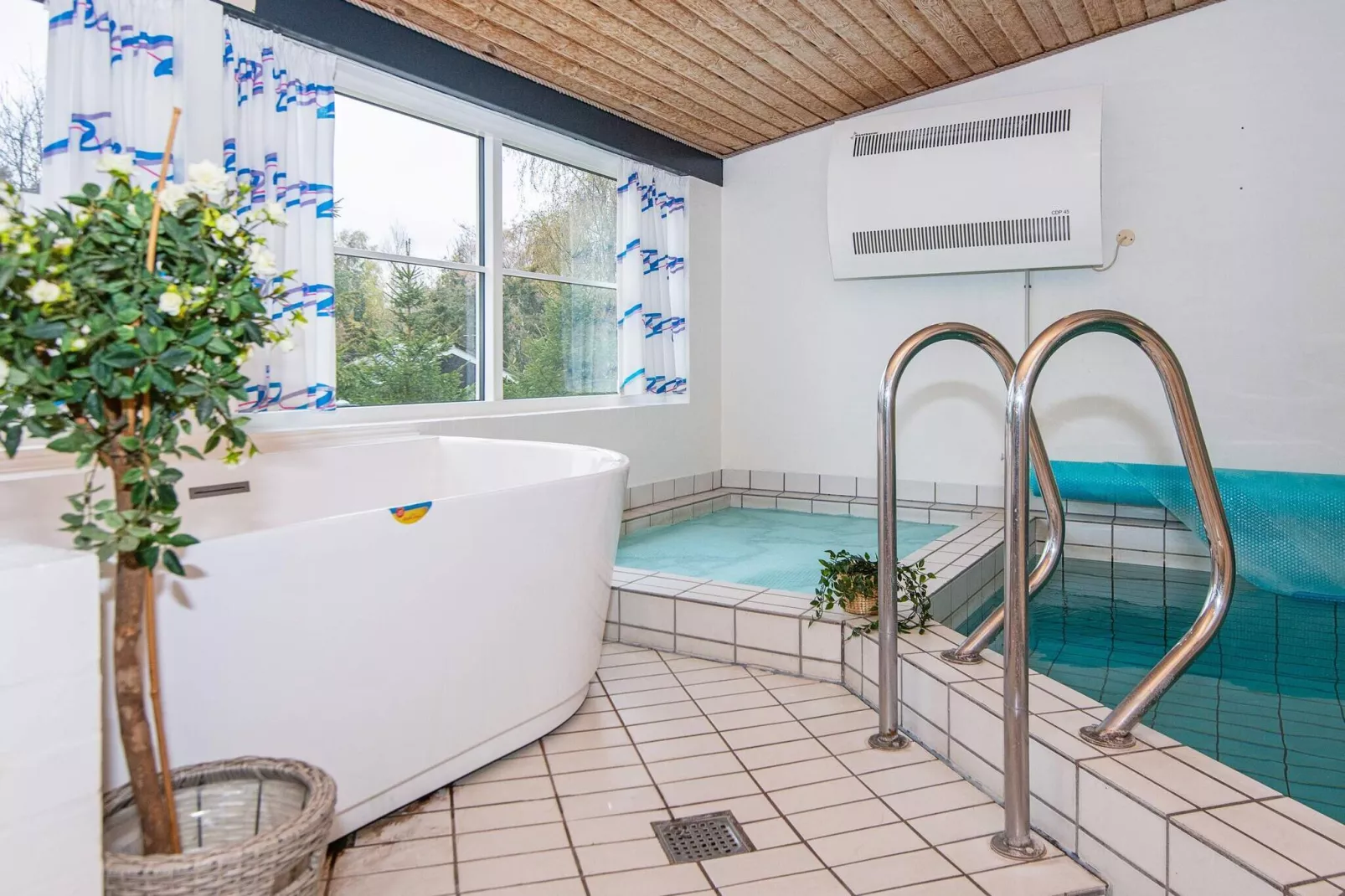 12 person holiday home in Ebeltoft-Pool