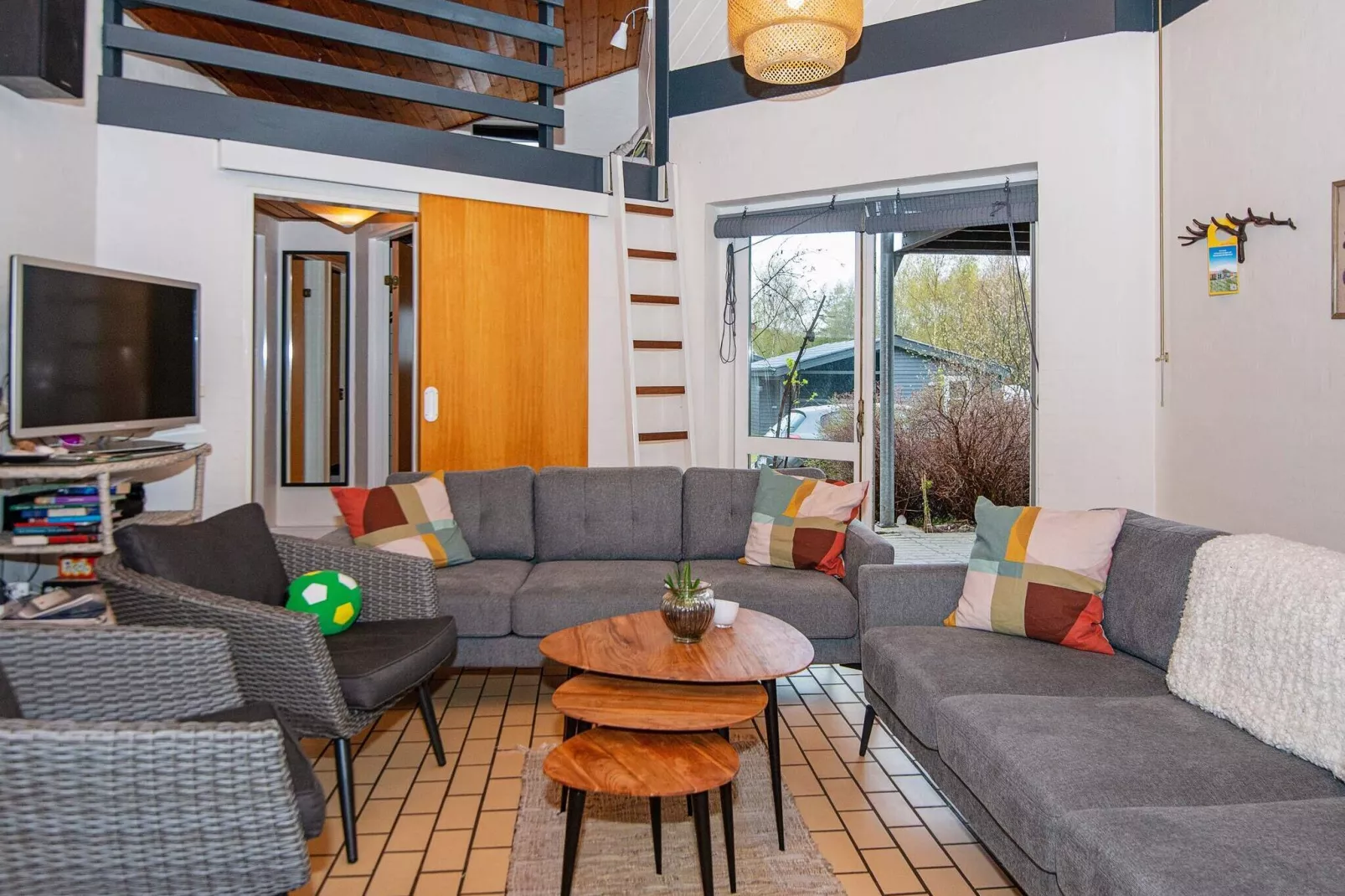 12 person holiday home in Ebeltoft-Indoor