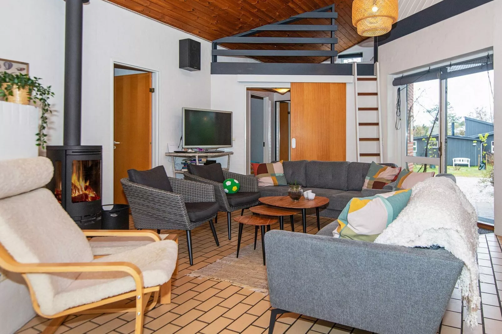 12 person holiday home in Ebeltoft-Indoor