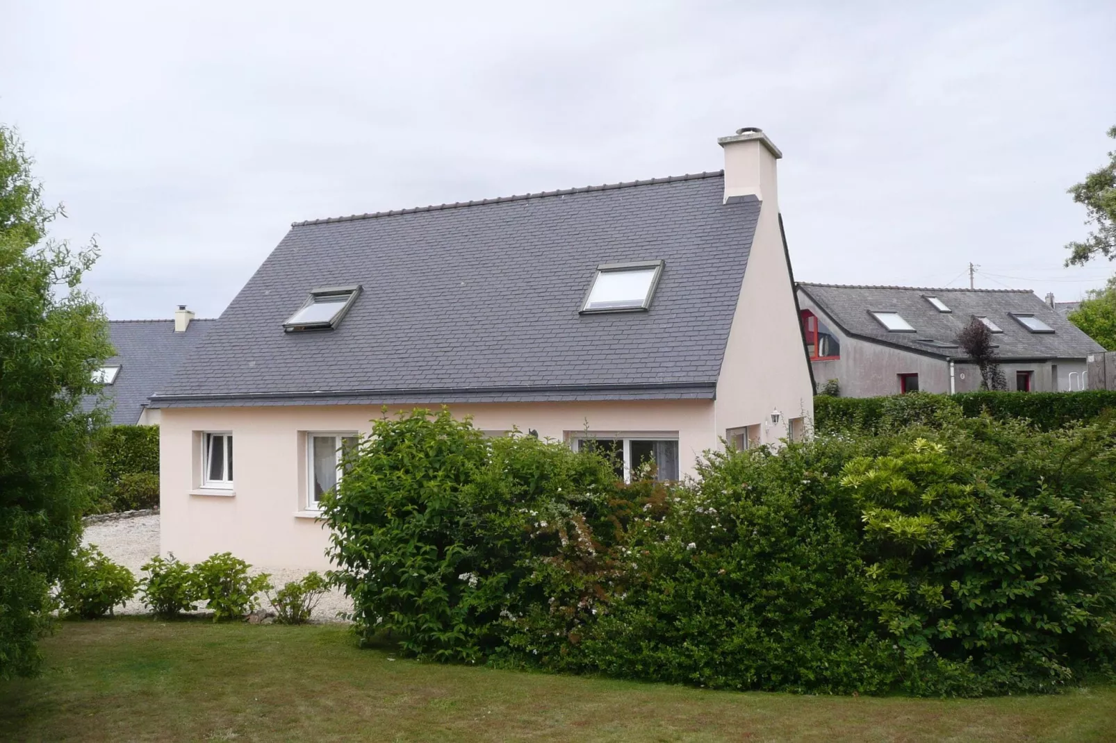 Ferienhaus in Strandnähe Plouarzel-Exterior summer