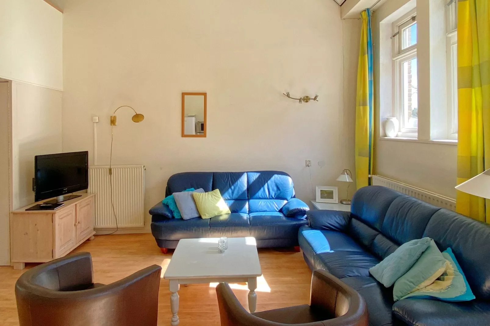 Huize Glory Diamant-Living room