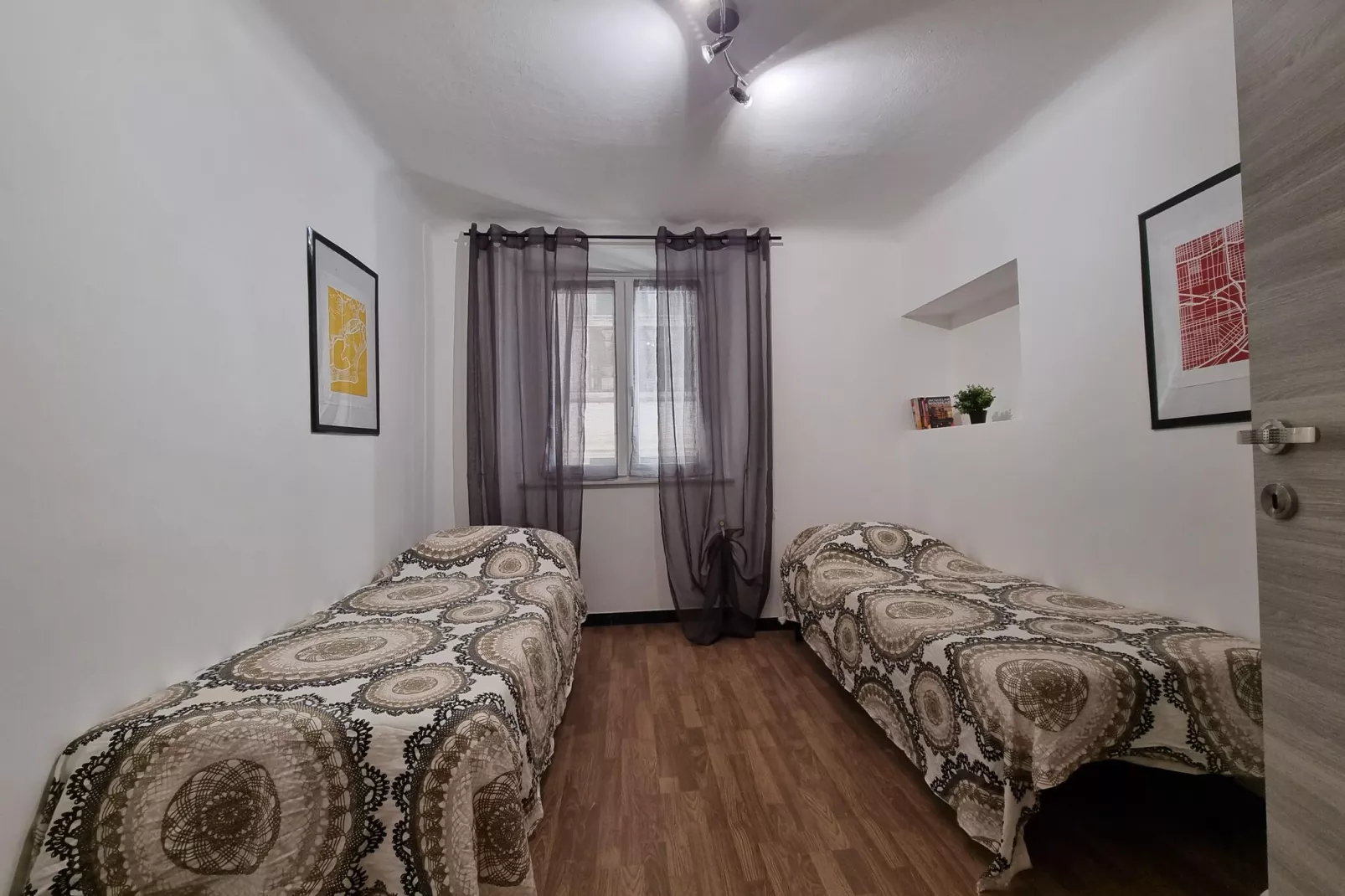Mirto Home-Bedroom