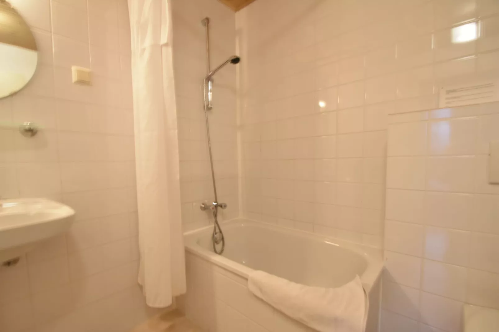 Huize Glory Robijn-Bathroom