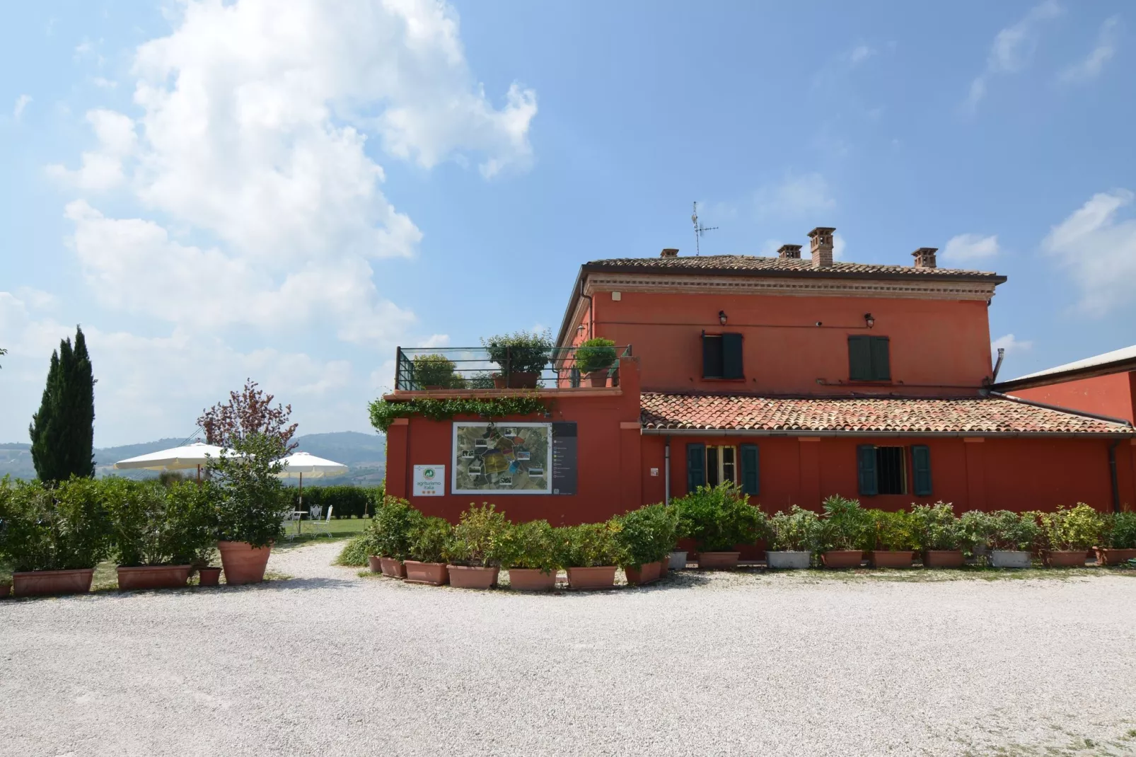 Campo Quattro-Exterior summer