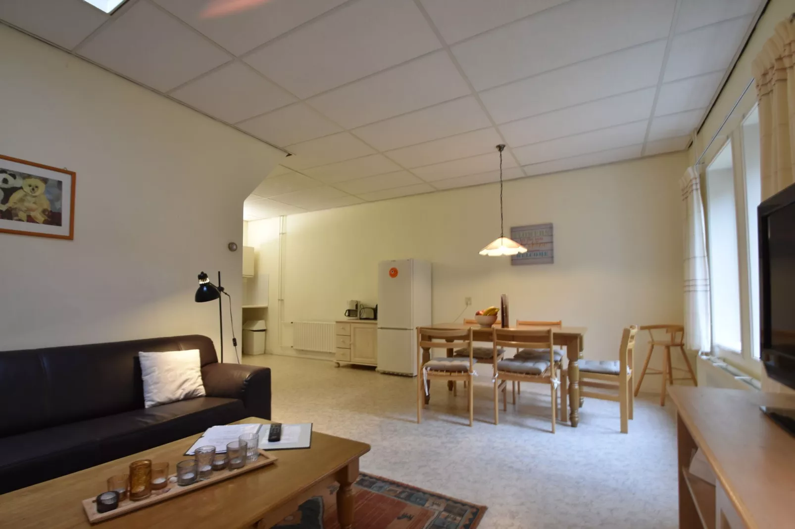 Huize Glory Granaat-Dining room