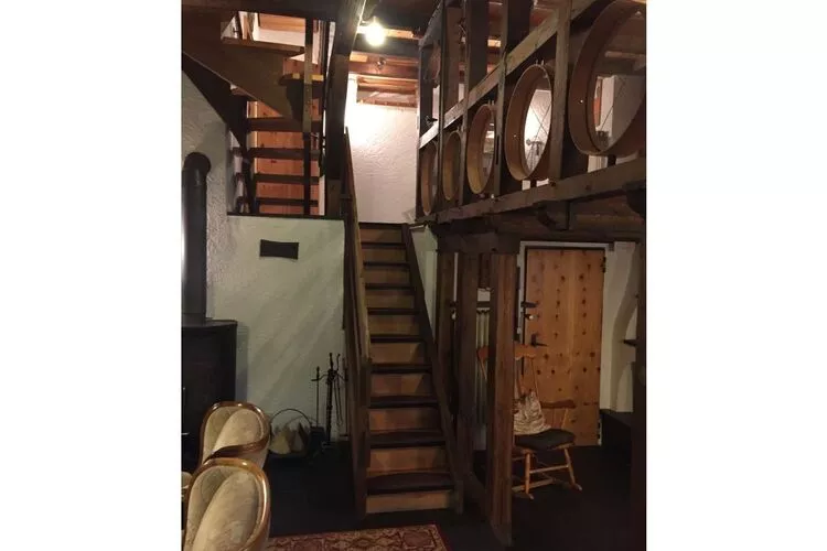 43066-Stairs