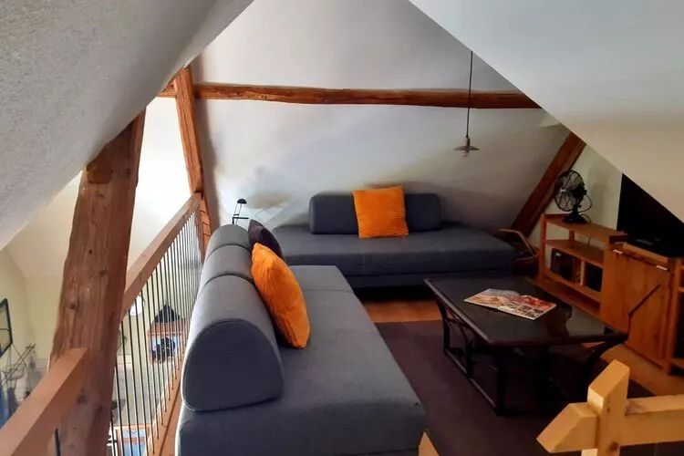 42488-Bedroom