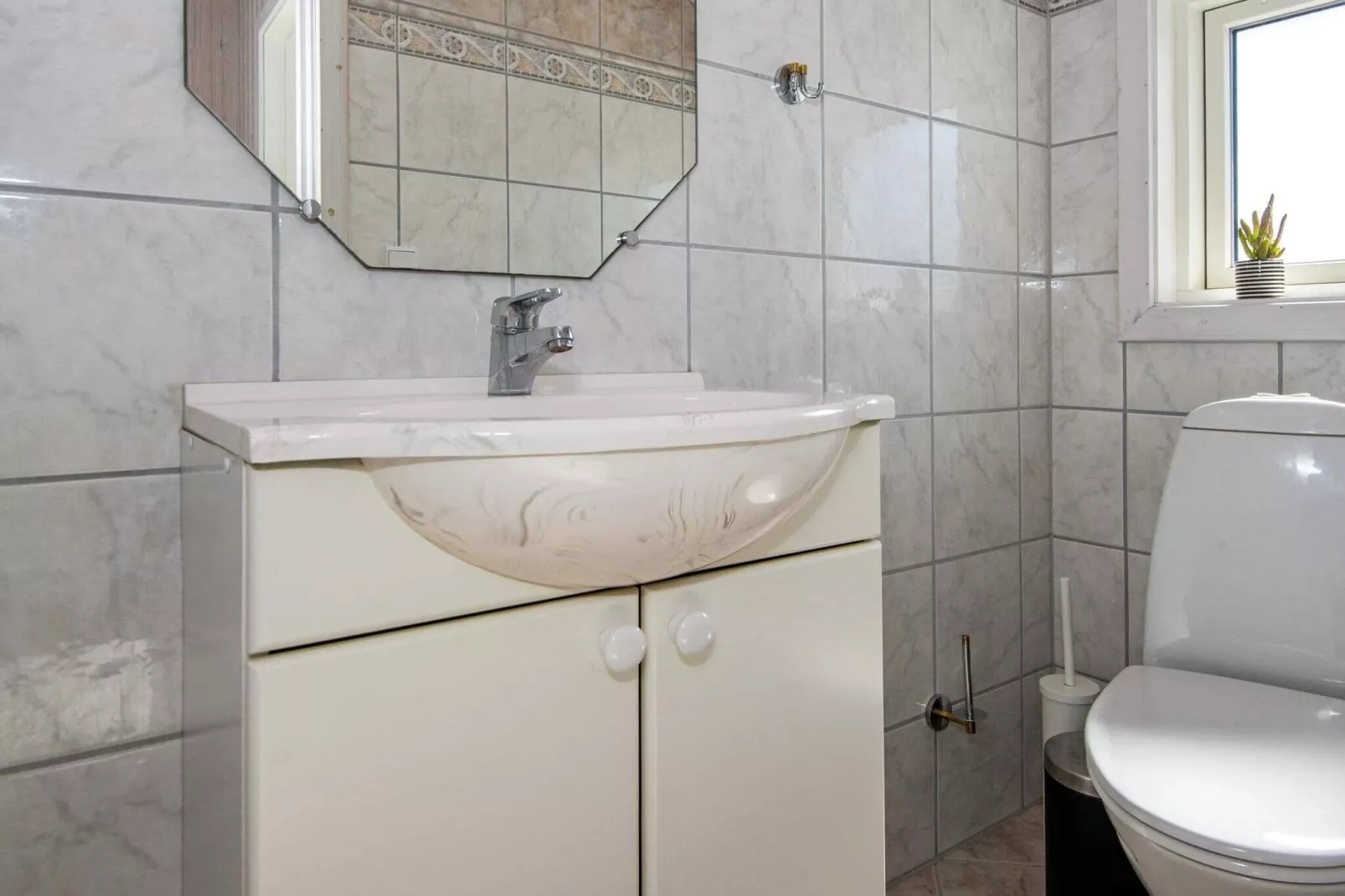6 person holiday home in Nordborg-Indoor