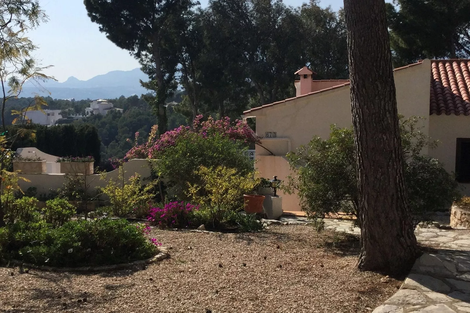 Casa Pippa-Gardens summer