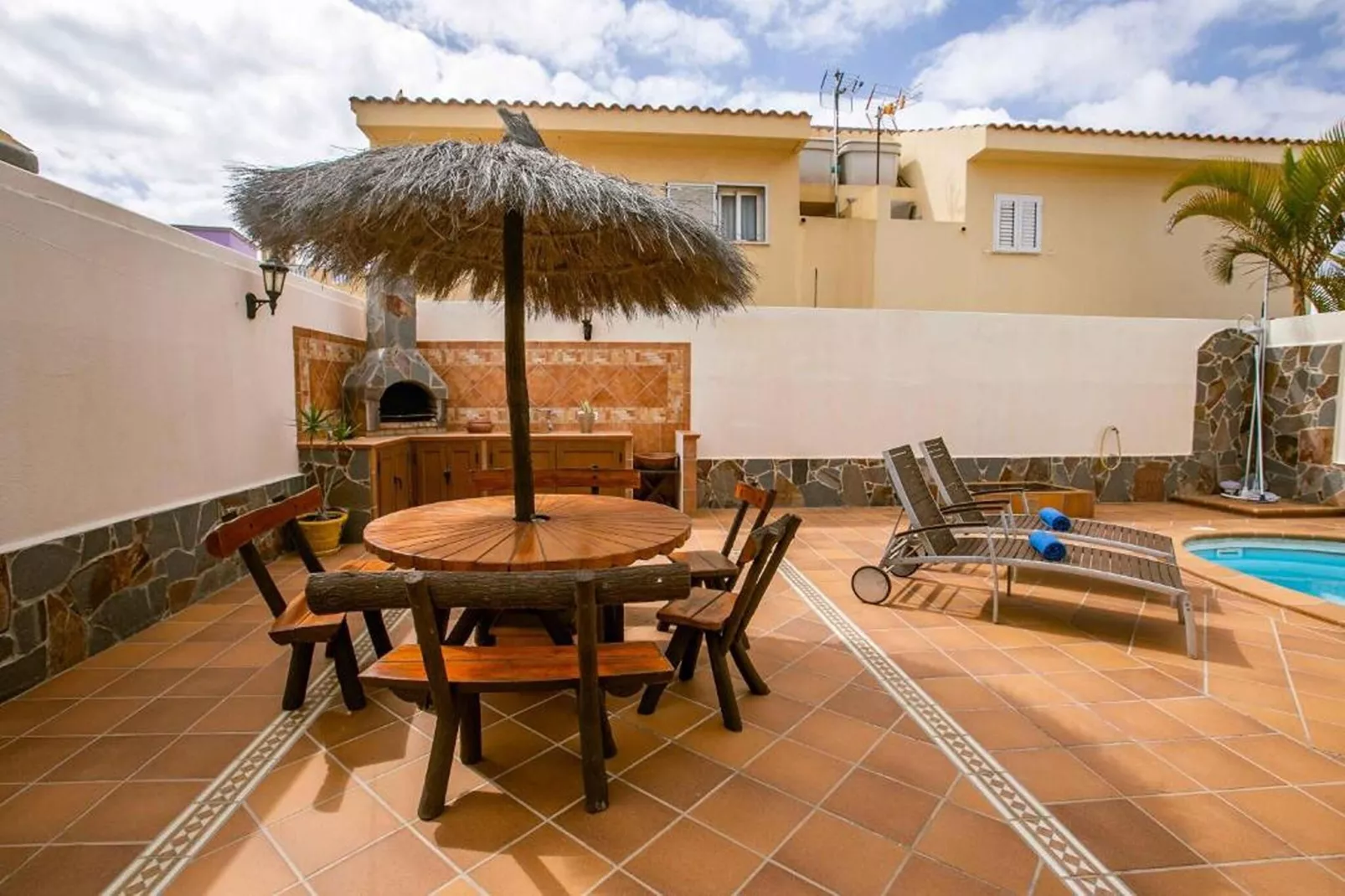 Villa La Maison de la Plage-Terrace balcony