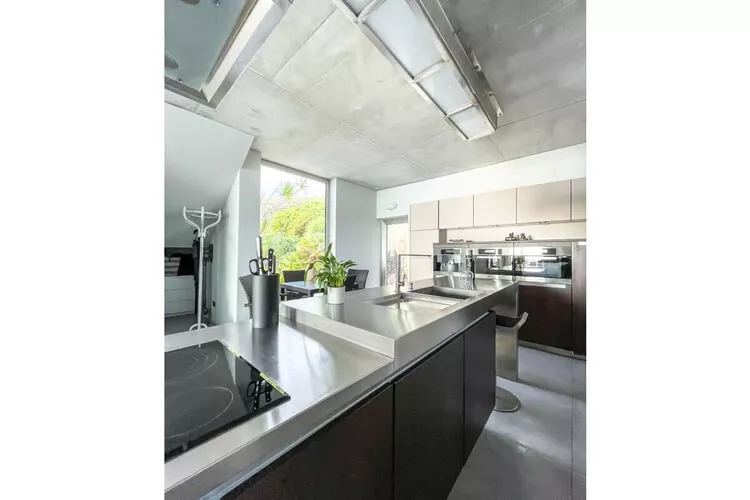 182964-Dining room