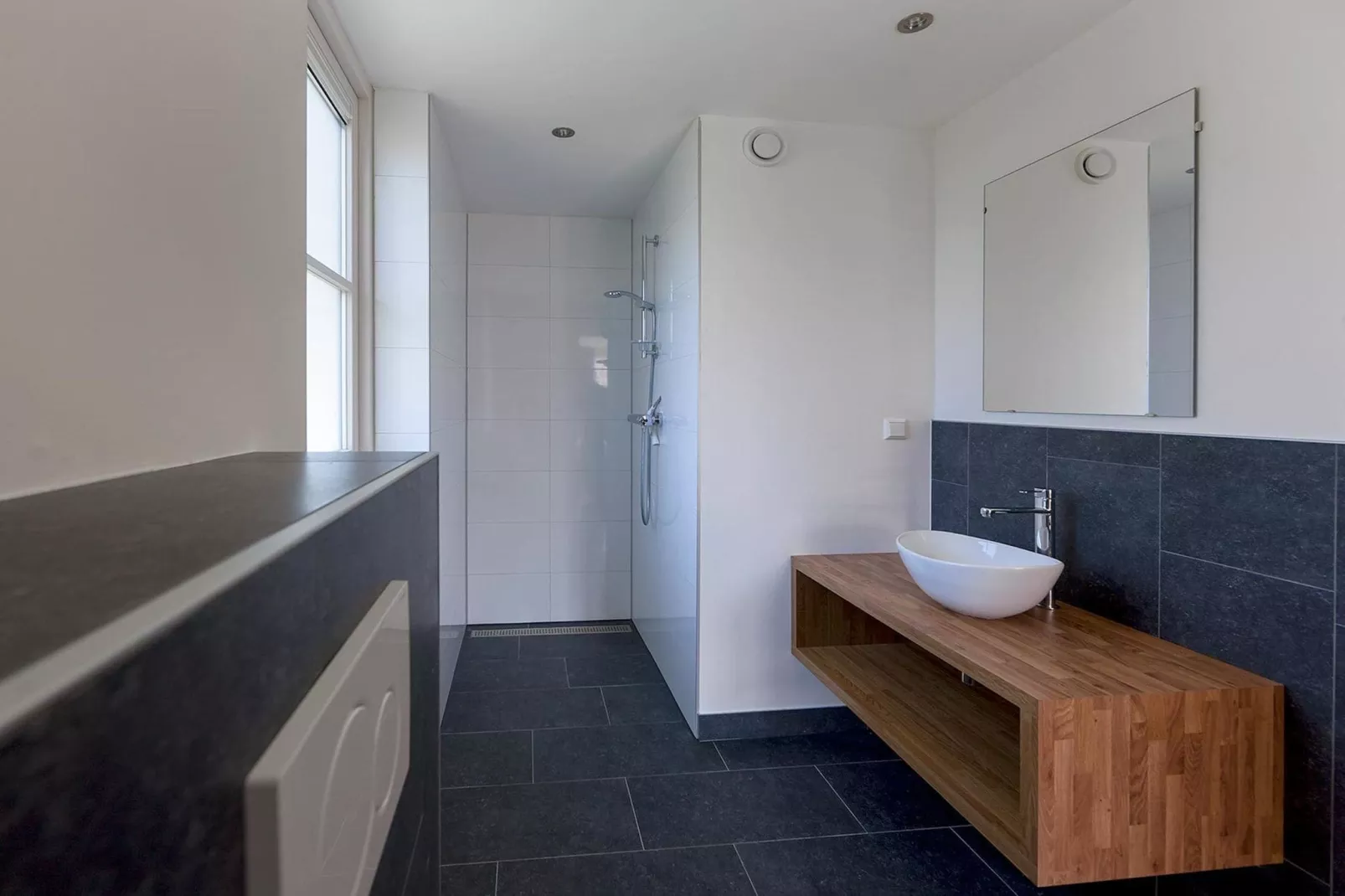 Bungalowpark de Gouden Spar 5-Bathroom