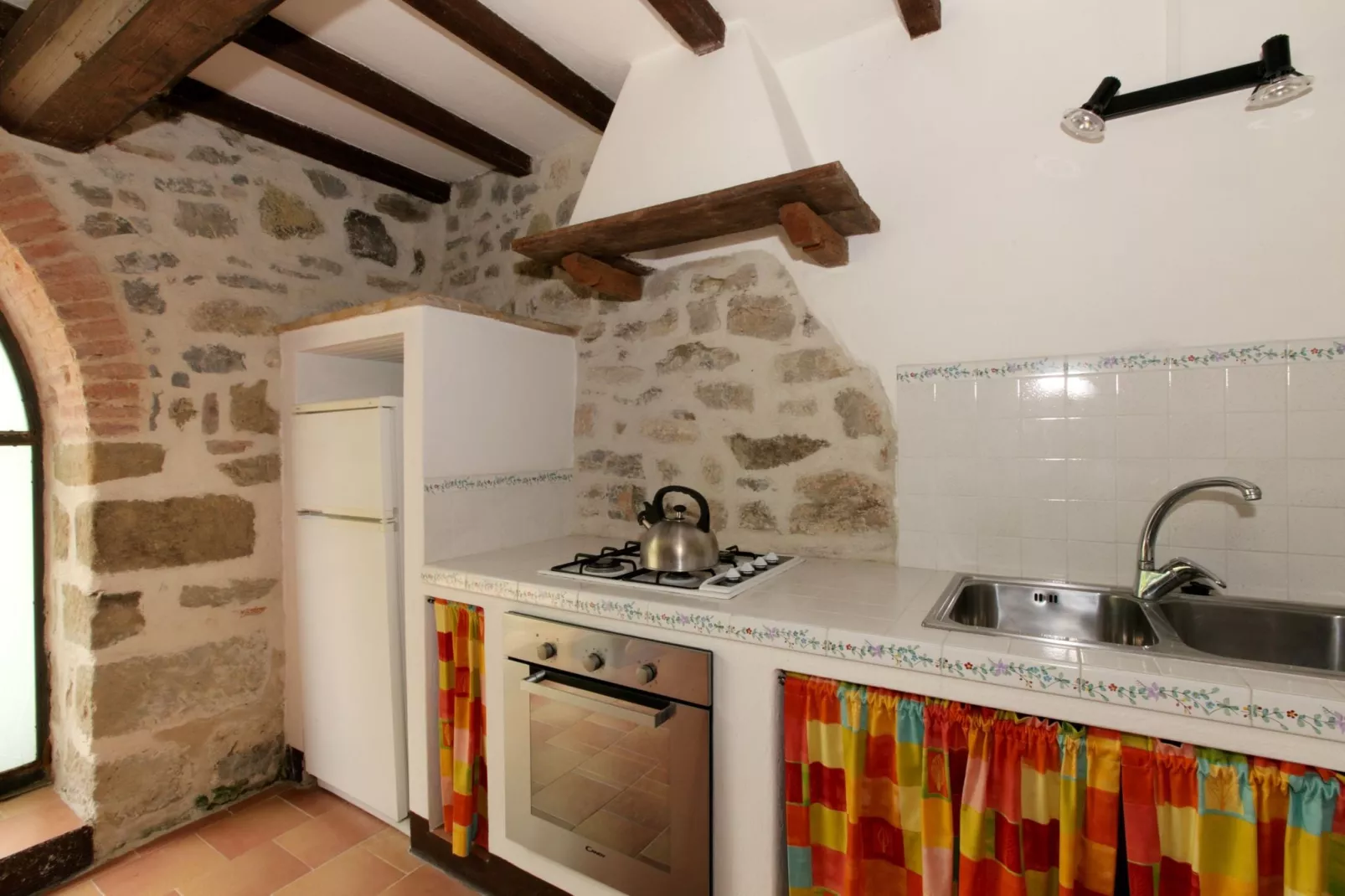 Liscino-Kitchen