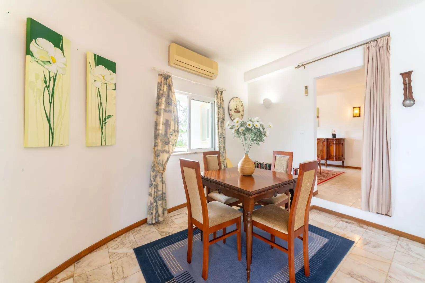 Villa Monchique-Dining room