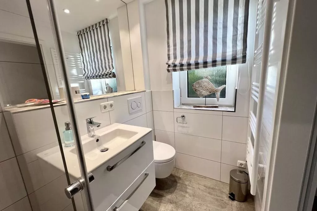 192943-Bathroom