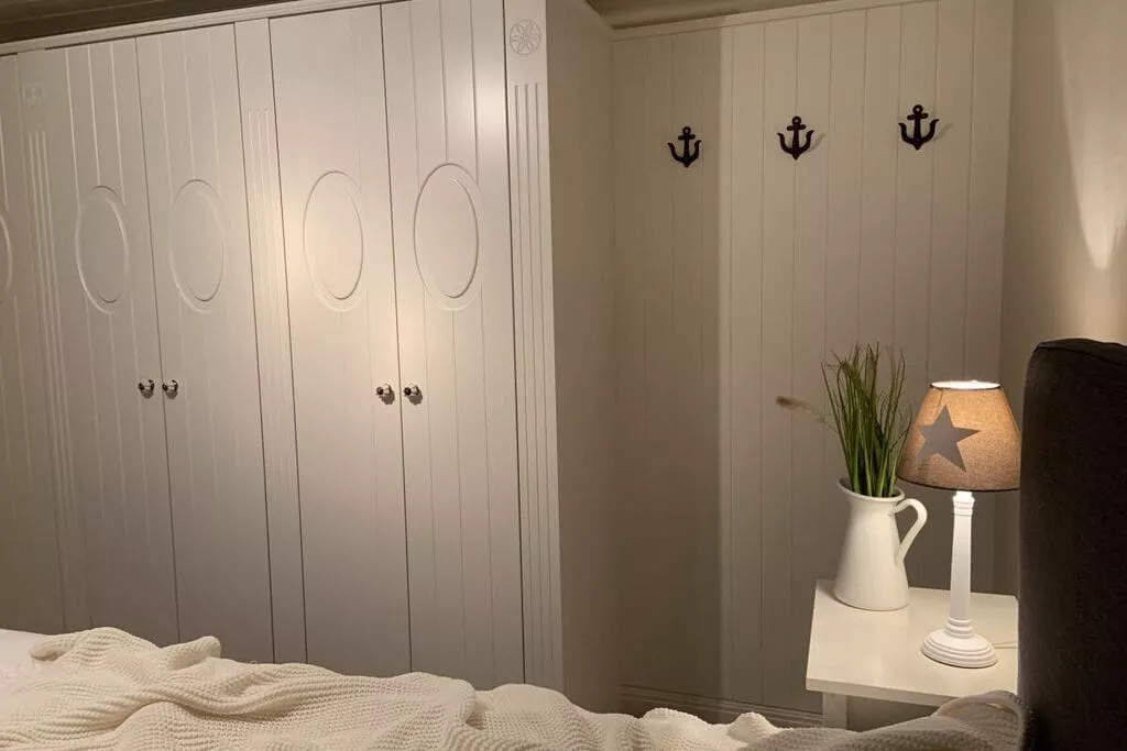 222519-Schlafzimmer
