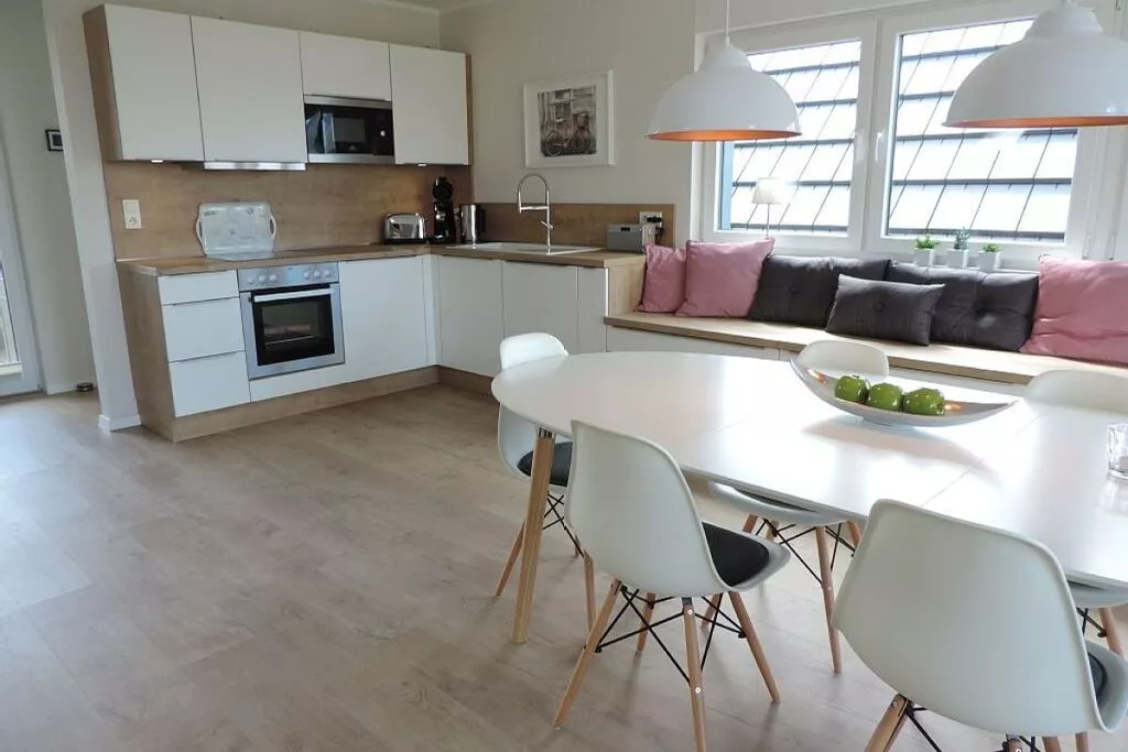 213108-Kitchen
