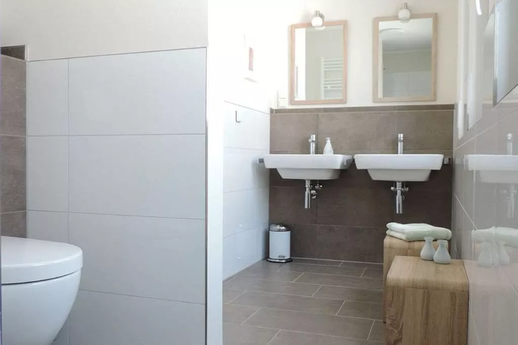 213108-Bathroom