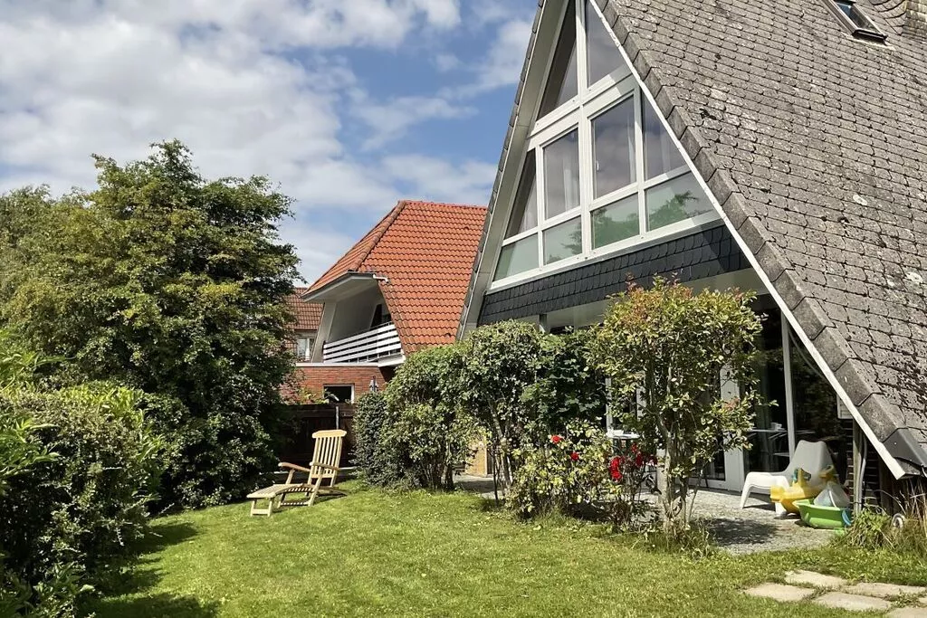 129100-View