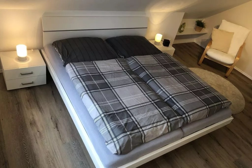 205078-Bedroom