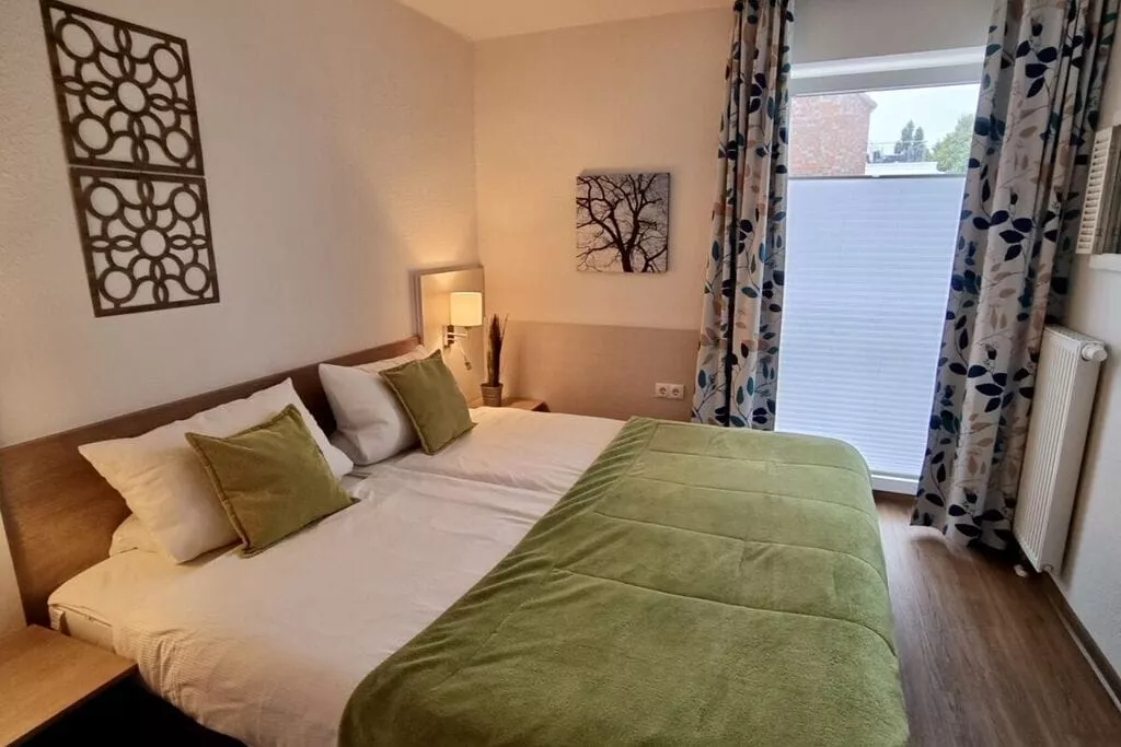 216894-Schlafzimmer