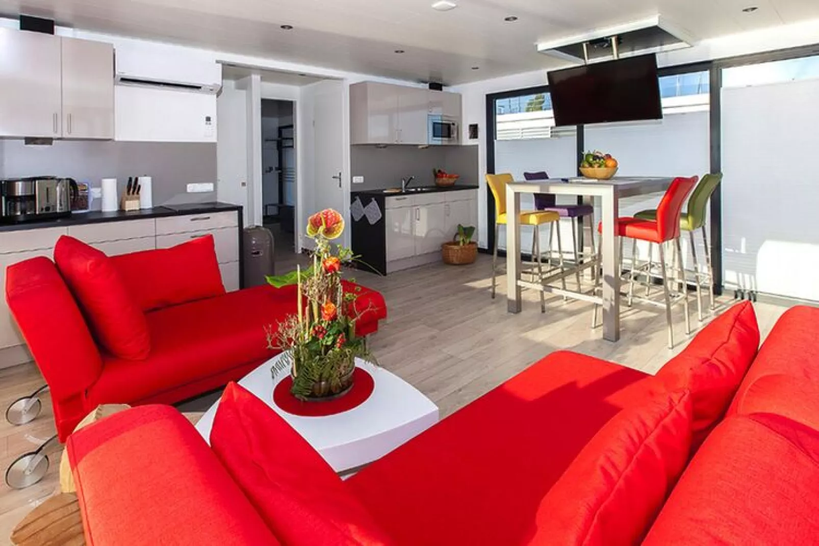Houseboat Floating Houses Blue Active, Ribnitz-Damgarten-Blue Active-Living room