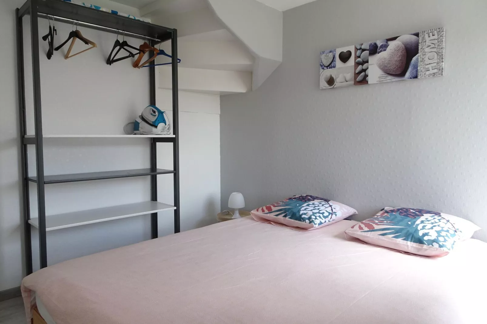 Holiday home in Bricqueville sur Mer-Schlafzimmer