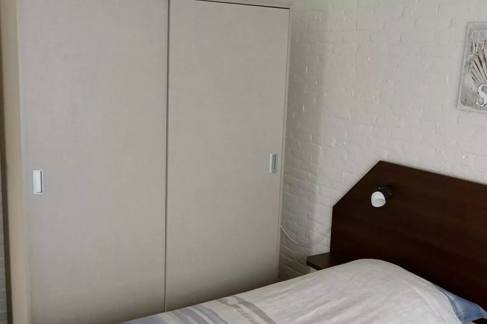 Calm Breeze-Bedroom