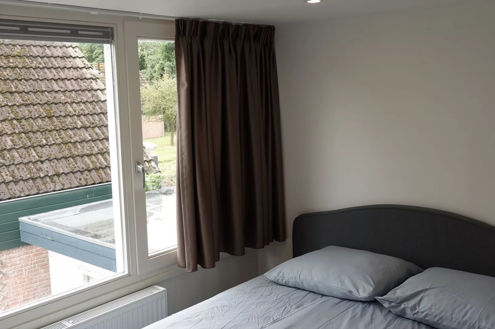 Relaxing Summer-Bedroom