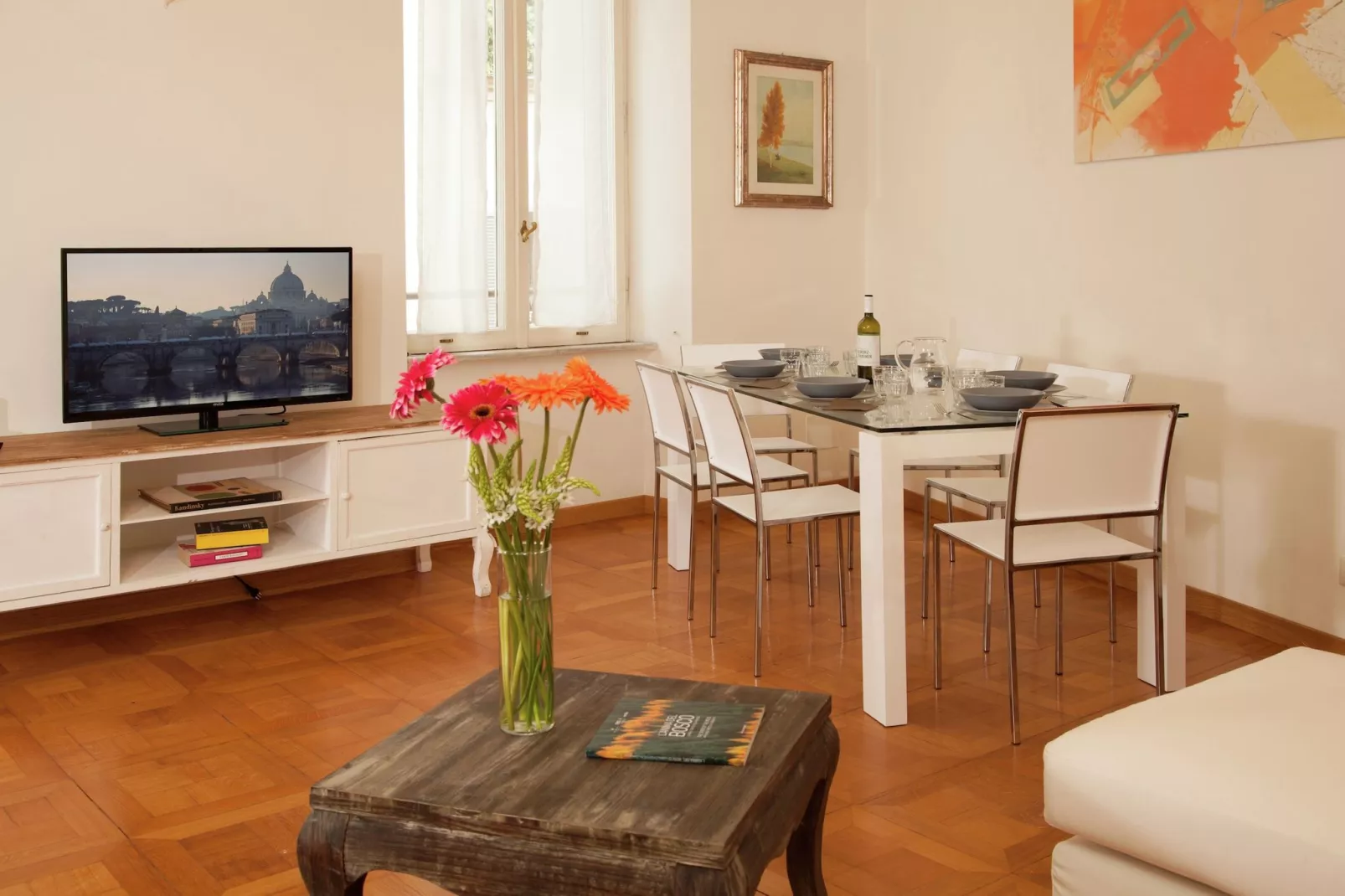 Piazza del Popolo-Living room