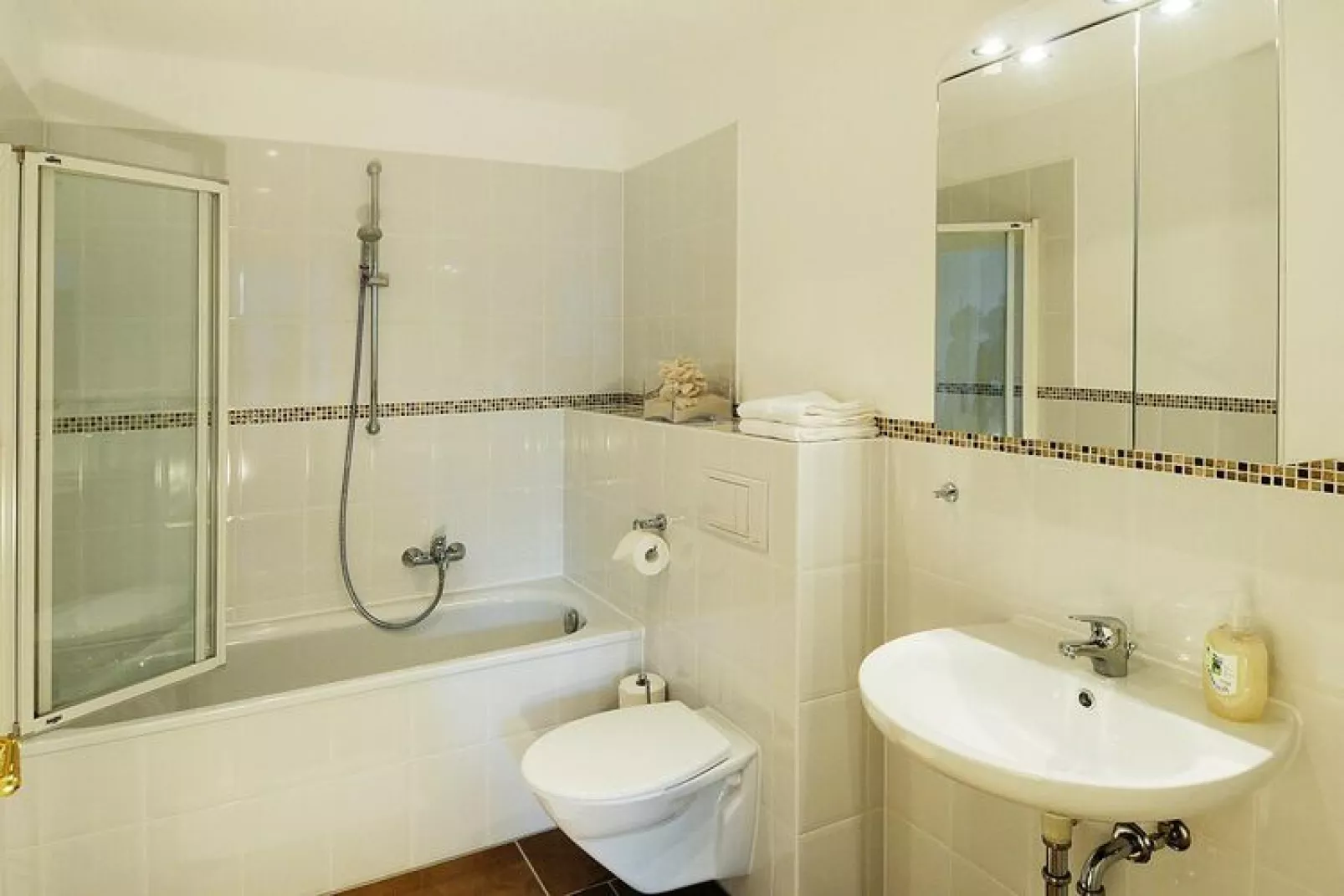 Gutshaus Zicker -Wohnung 5-Bathroom