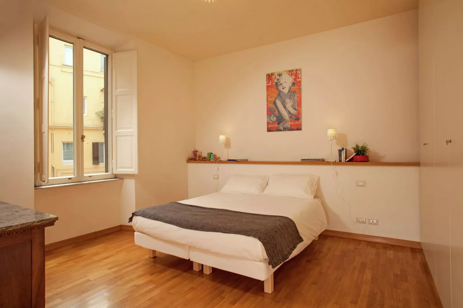 Piazza del Popolo-Bedroom