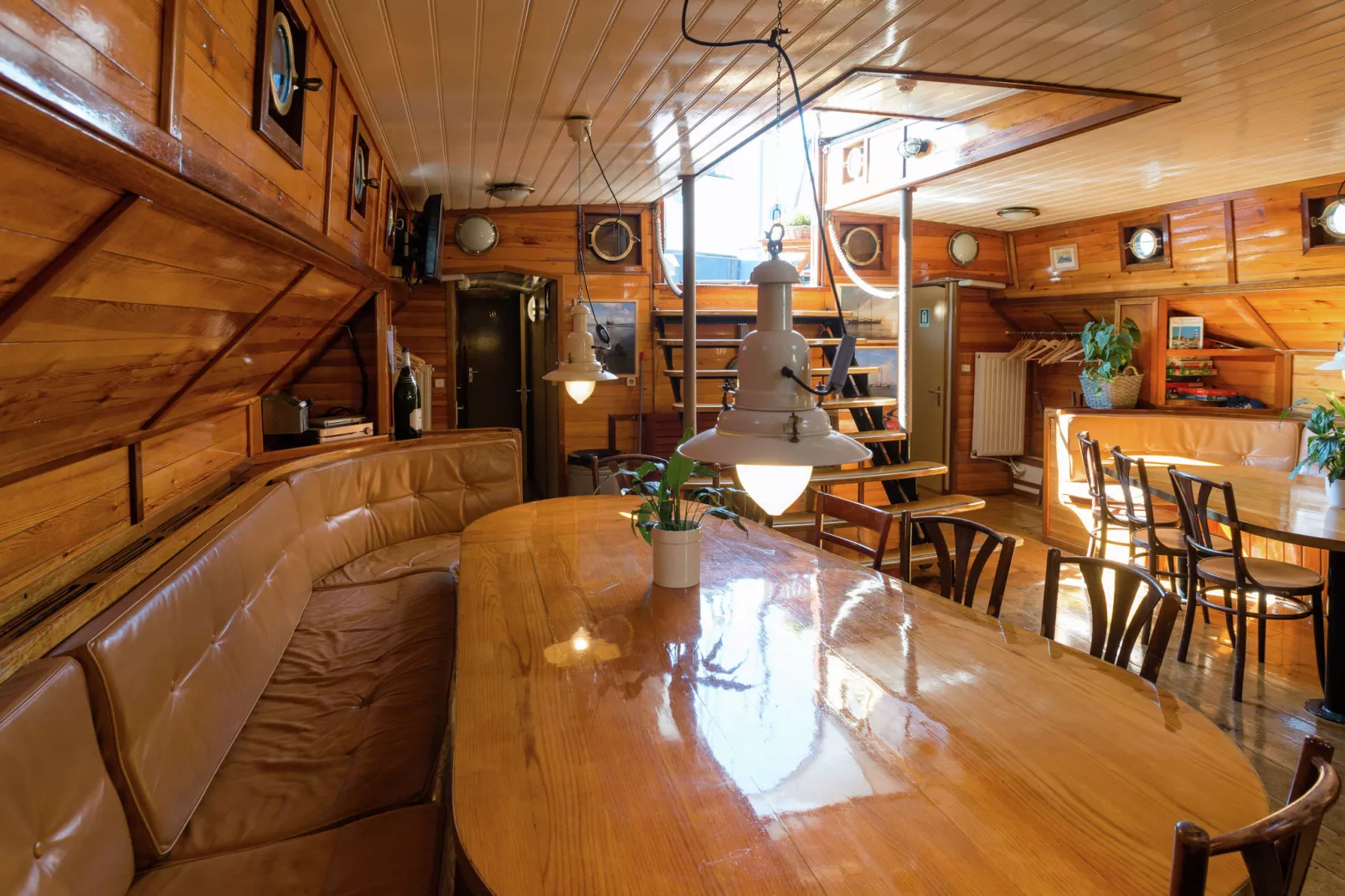 Korevaer-Dining room