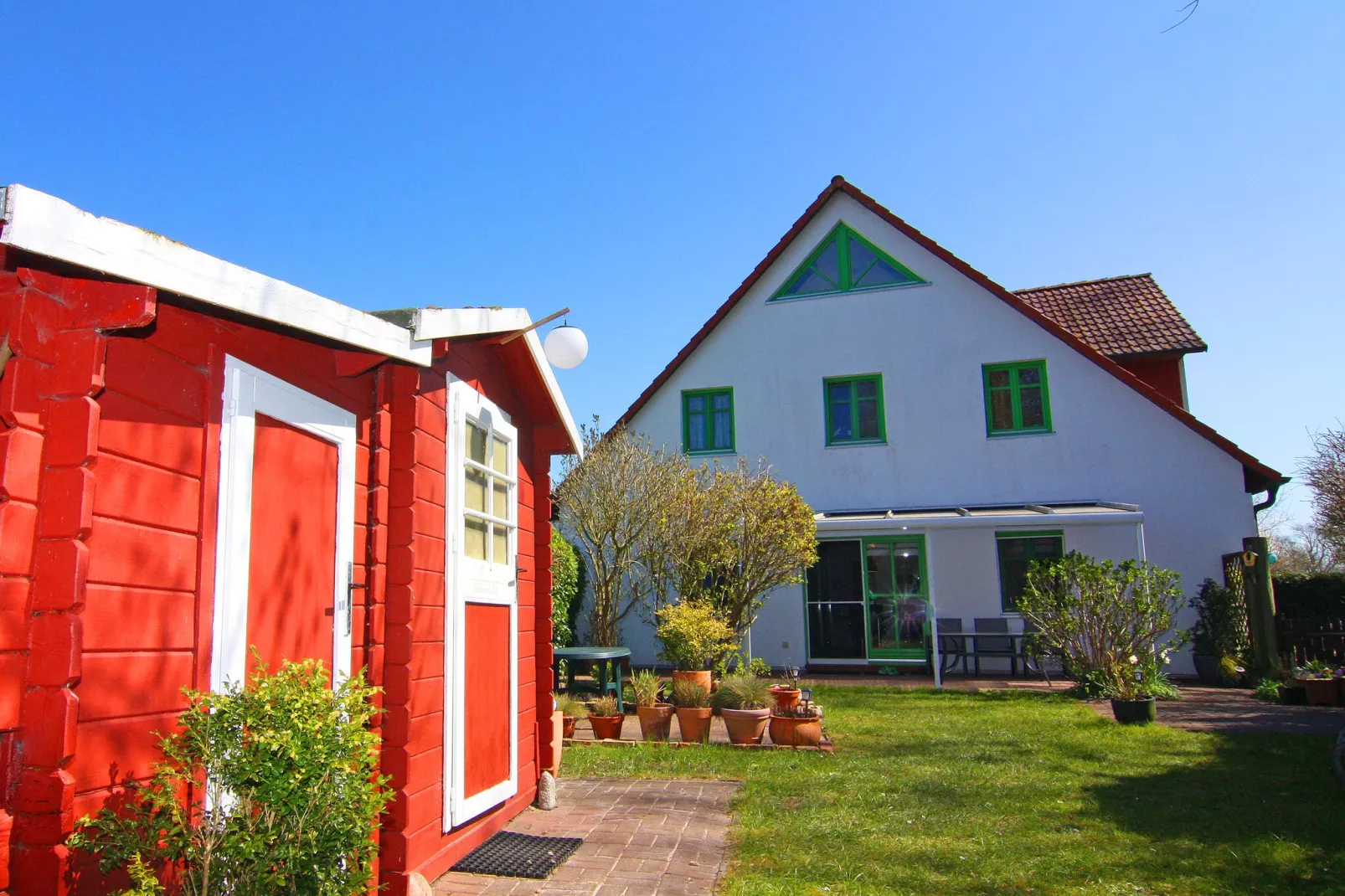 Appartementhaus Kranichblick Breege-Gardens summer