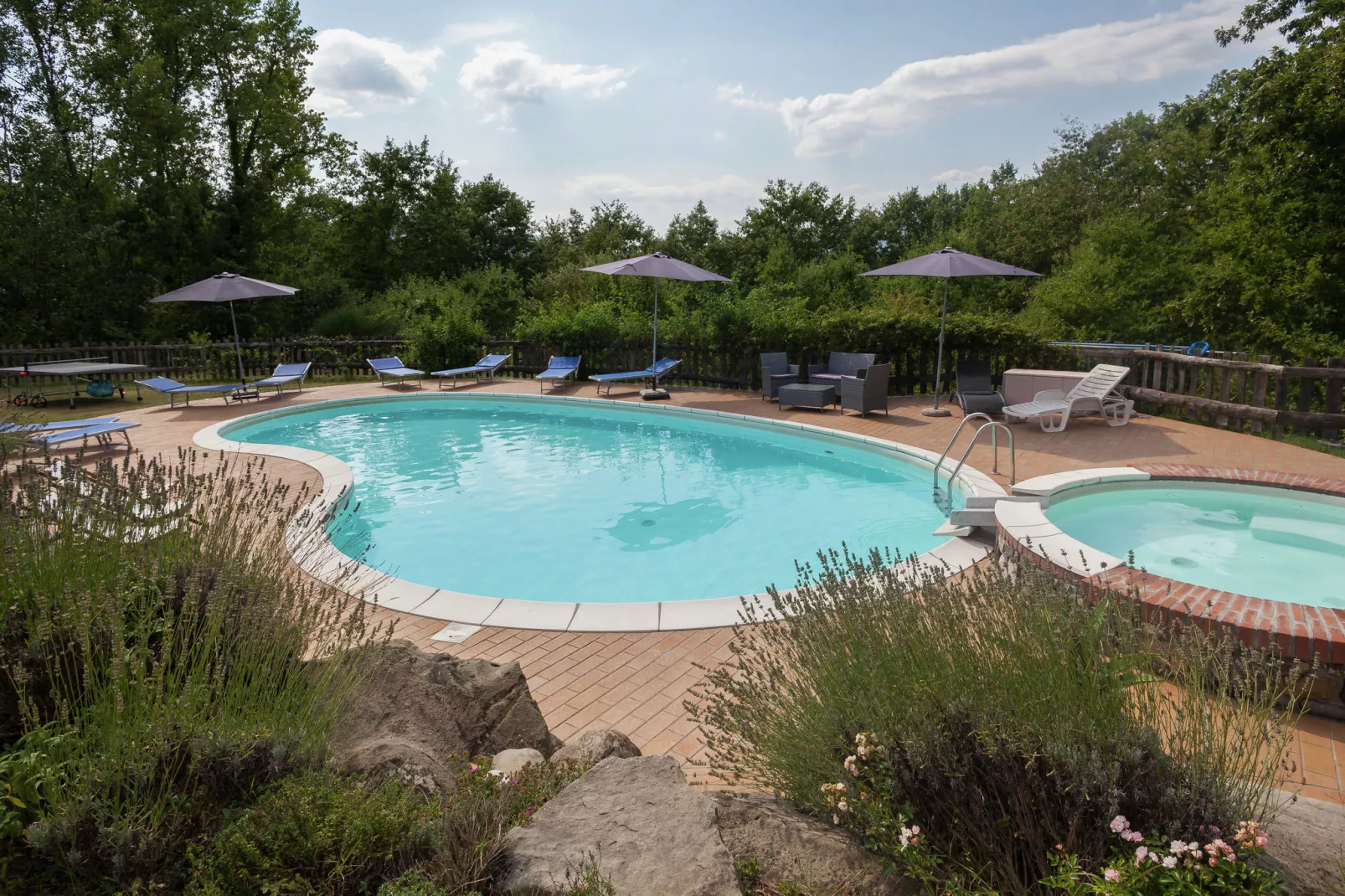 Agriturismo Valle Fiorita-Pool