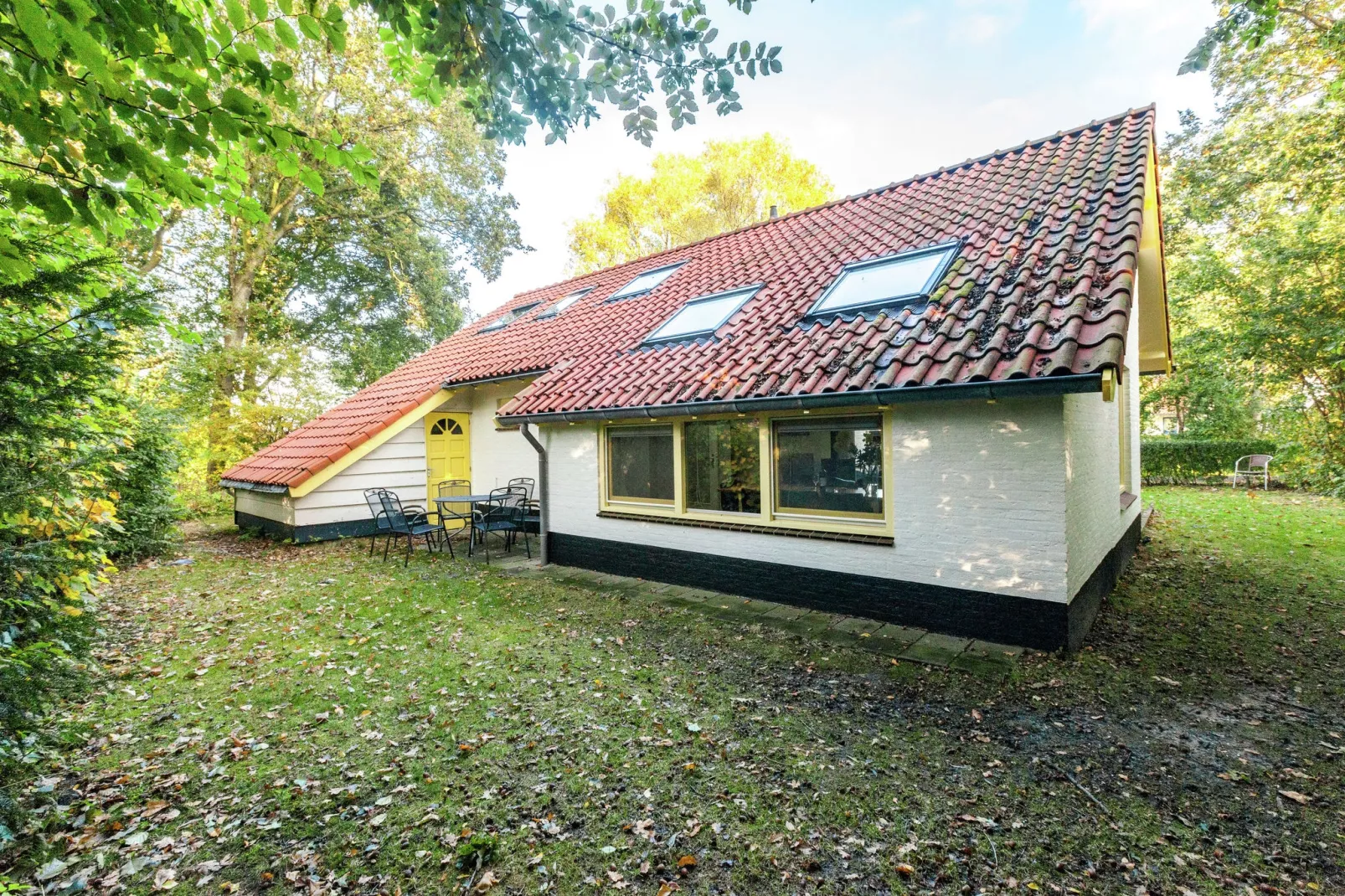 Zeeuws Zeehuis-Exterior summer