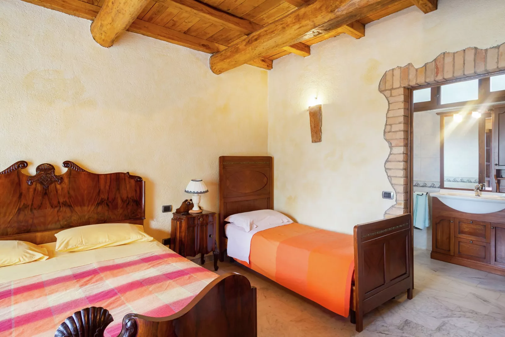 Agriturismo Valle Fiorita-Bedroom