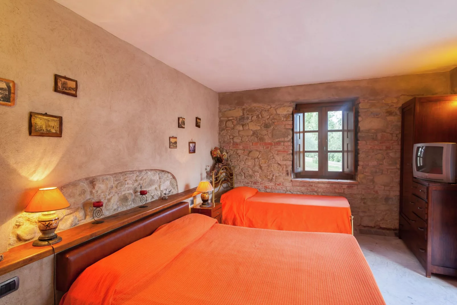 Agriturismo Valle Fiorita-Bedroom
