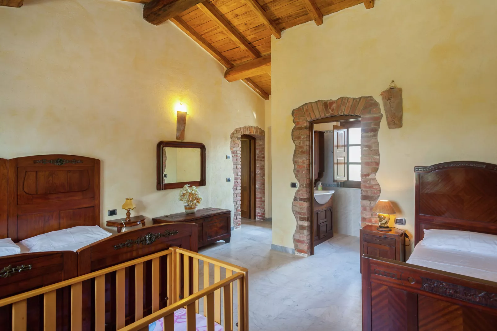 Agriturismo Valle Fiorita-Bedroom