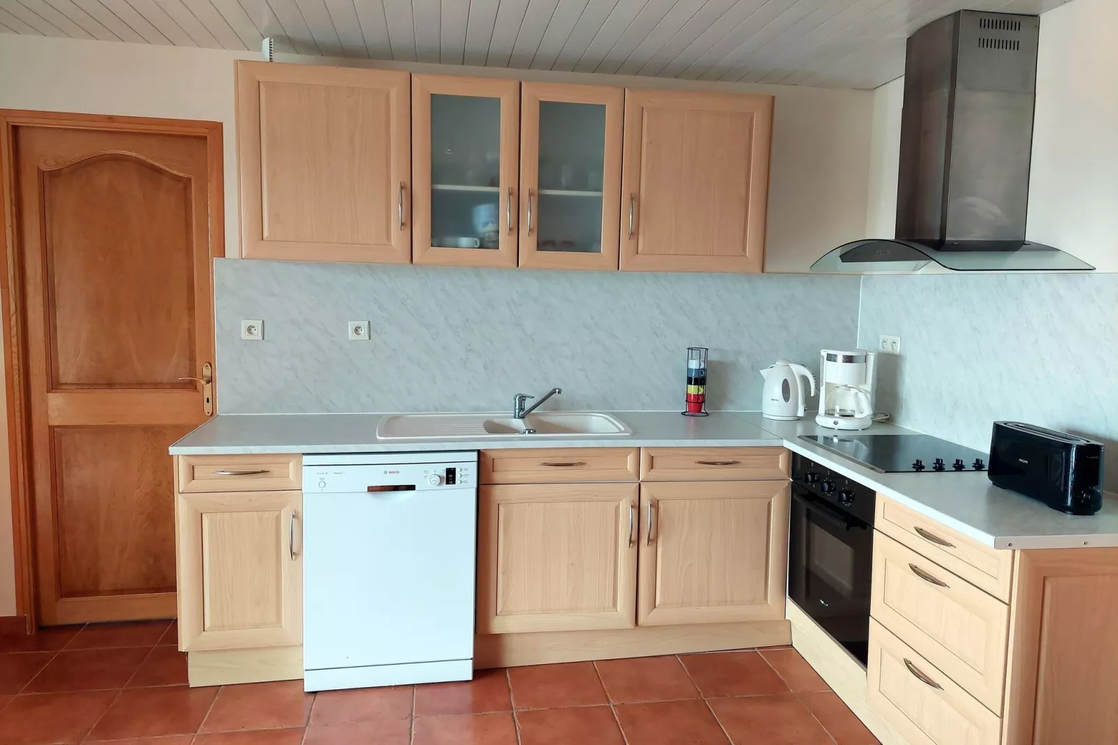 Steinhaus in Strandnähe Cléder-Kitchen