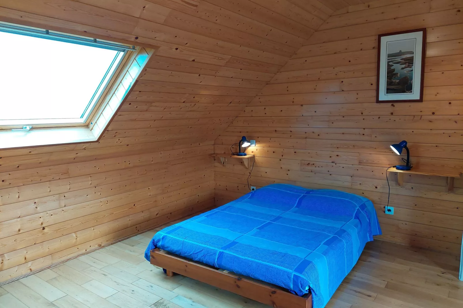 Steinhaus in Strandnähe Cléder-Bedroom